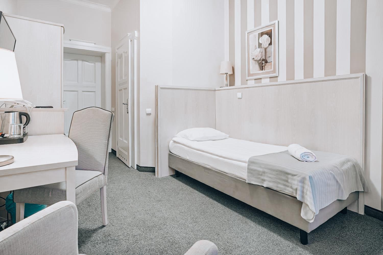 Hotel Amalia 쿠도바-즈루이 외부 사진